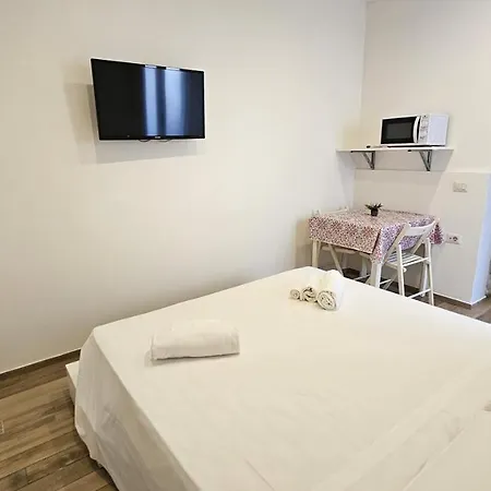Appartamento Welcomely - Little Deledda